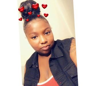 Meet your Posher, Mona'e